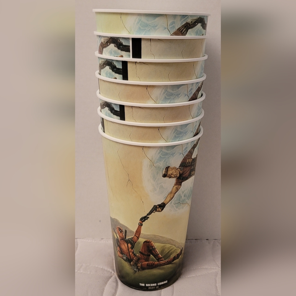 7 Marvel Comics Deadpool 2 Movie Theater Exclusive Plastic Cup Large New 44oz